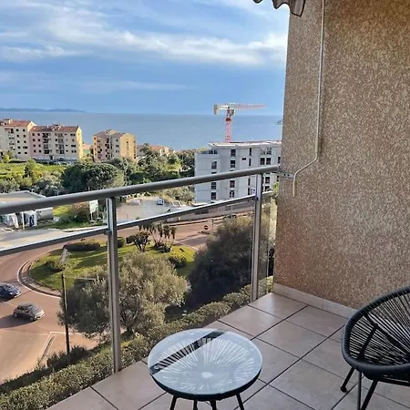 T3 A Louer Vue Mer Ajaccio * Ajaccio (Corsica)